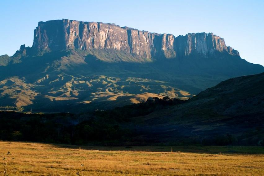 Parque Nacional do Monte Roraima - Foto: Flickr - Paulo Fassina