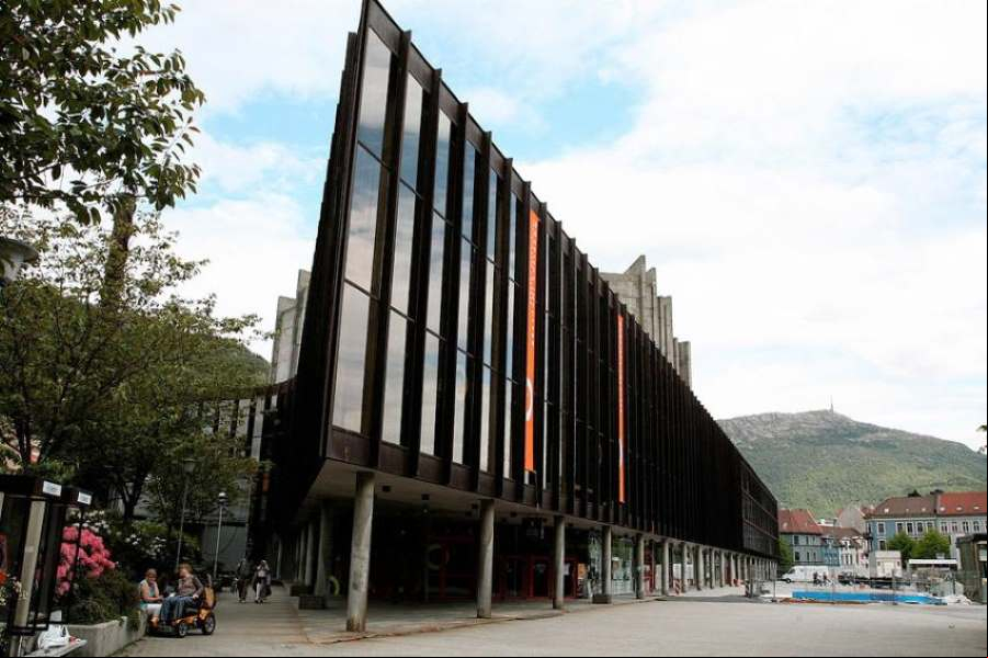 Biblioteca de Bergen - Foto: Nina Aldin Thune (Licen