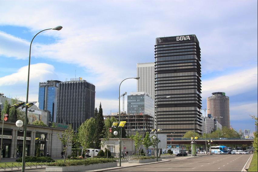 Azca (um dos centros financeiros da cidade) - Foto: Dimo Dimov (Licen